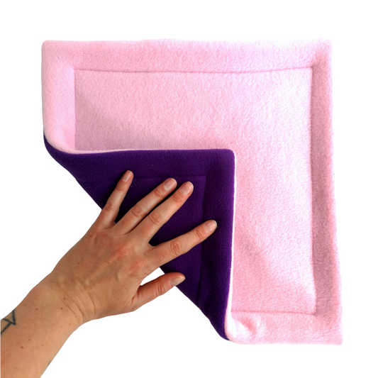 Absorbent fleece potty pad for guinea pigs
